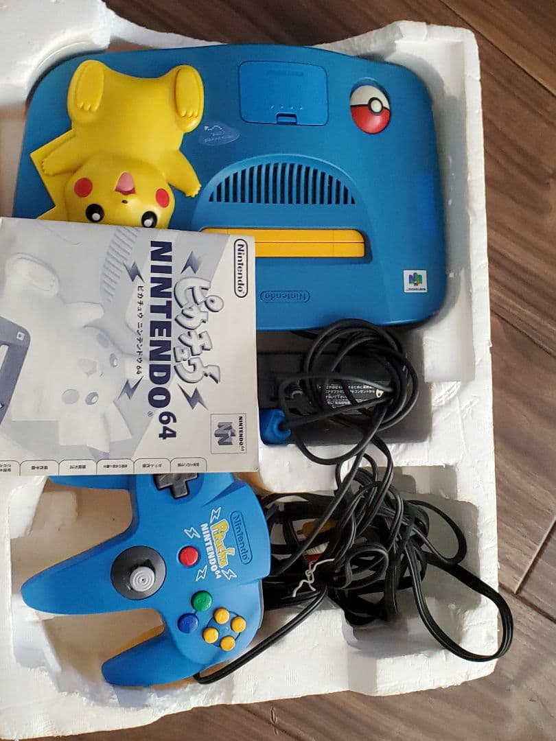 Nintendo 旧世代ゲーム機本体 NINTENDO 64 ピカチュウ オ…