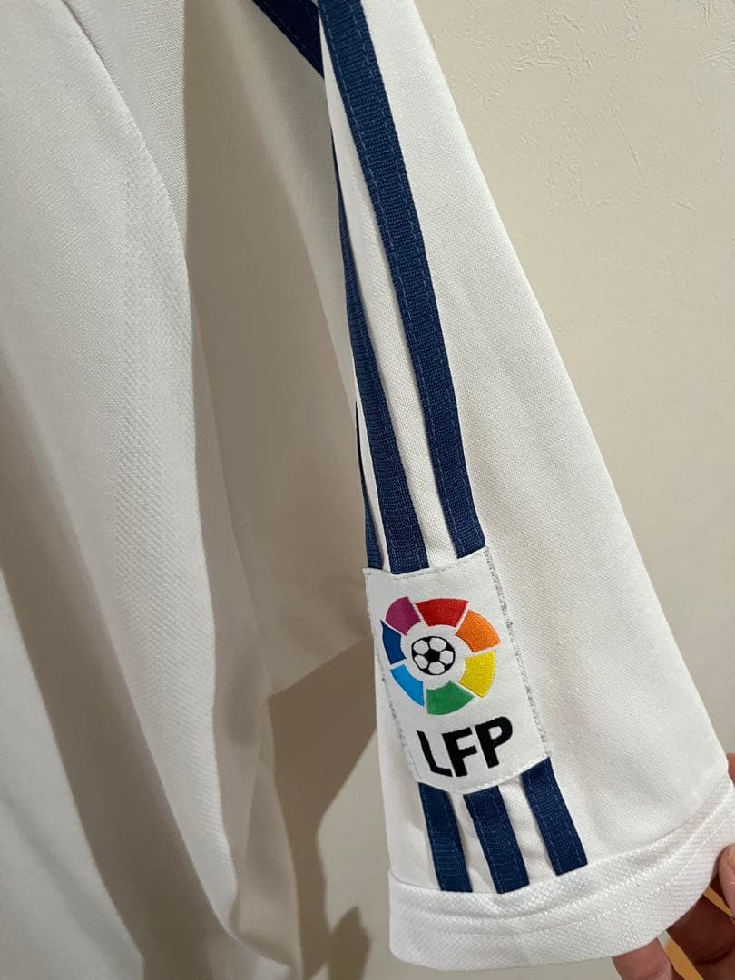 サッカー　adidas レアルマドリード ヴィンテージ ユニフォーム　ウェア