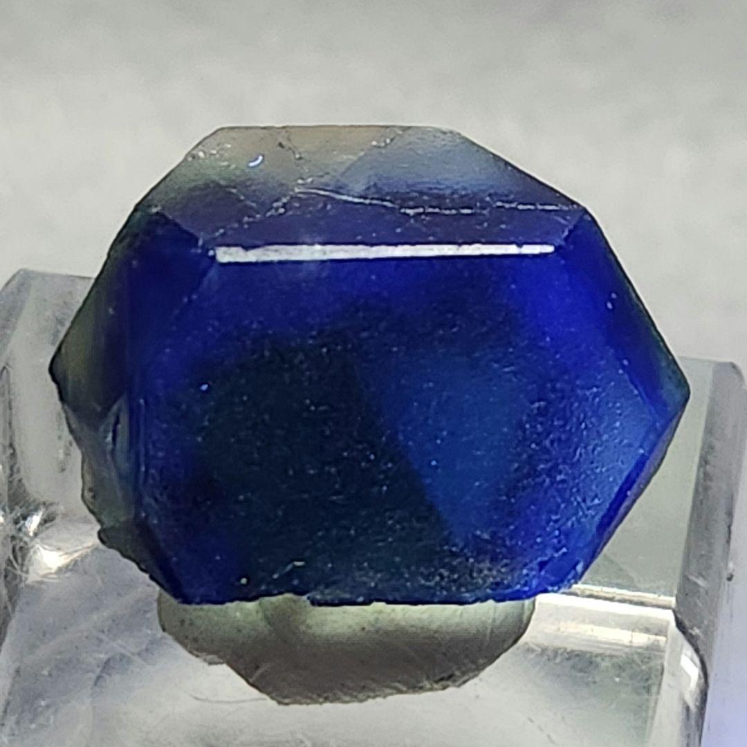 エイリアン アイ？フローライト原石