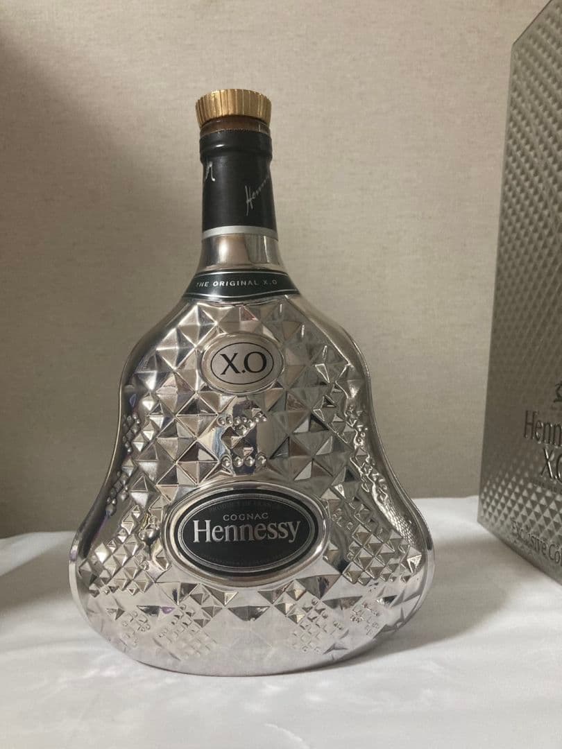 Mr.Neo 空瓶Hennessy XO　ゴールド、シルバーセット