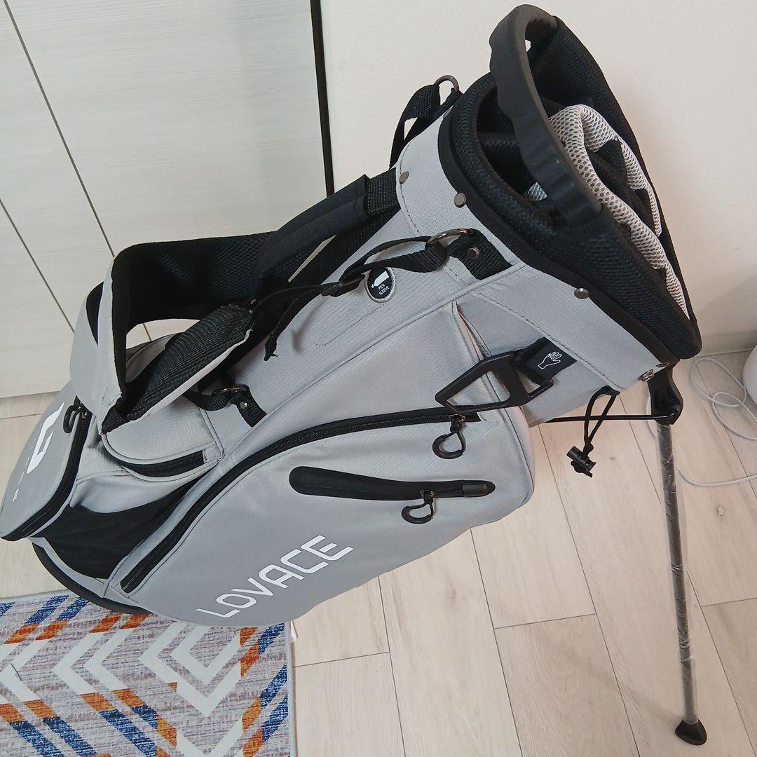 LOVACE スタンドキャディーバッグ新品 (発送は1月5日以降になります)