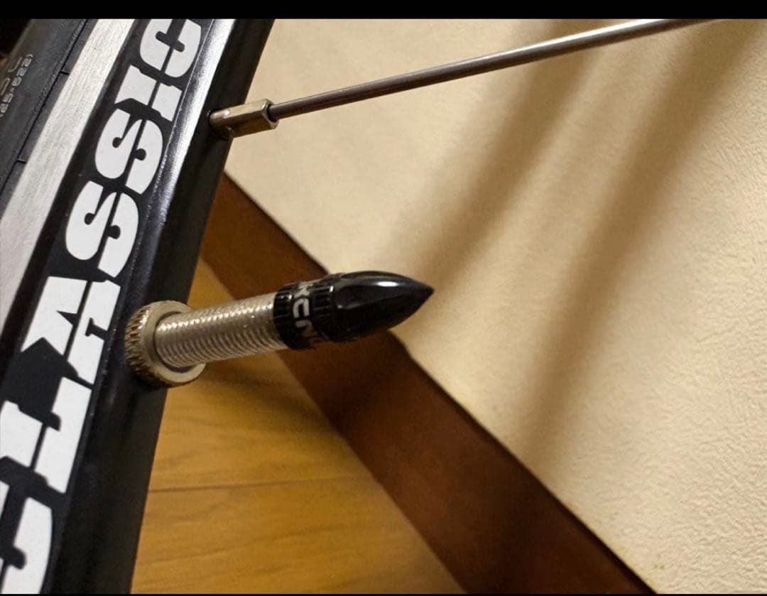 ピストホイール前後タイヤは付属しません