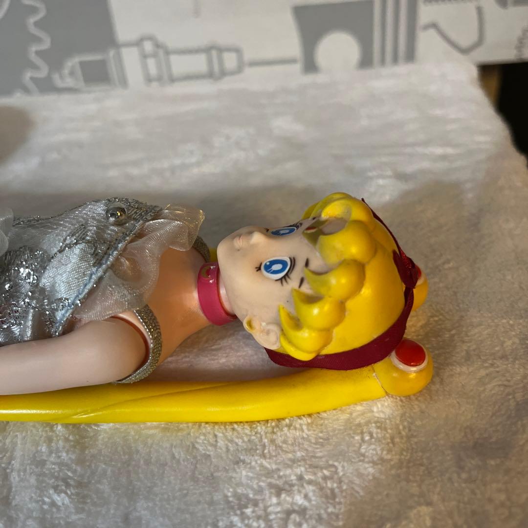 セーラームーン フィギュア ドレス付き