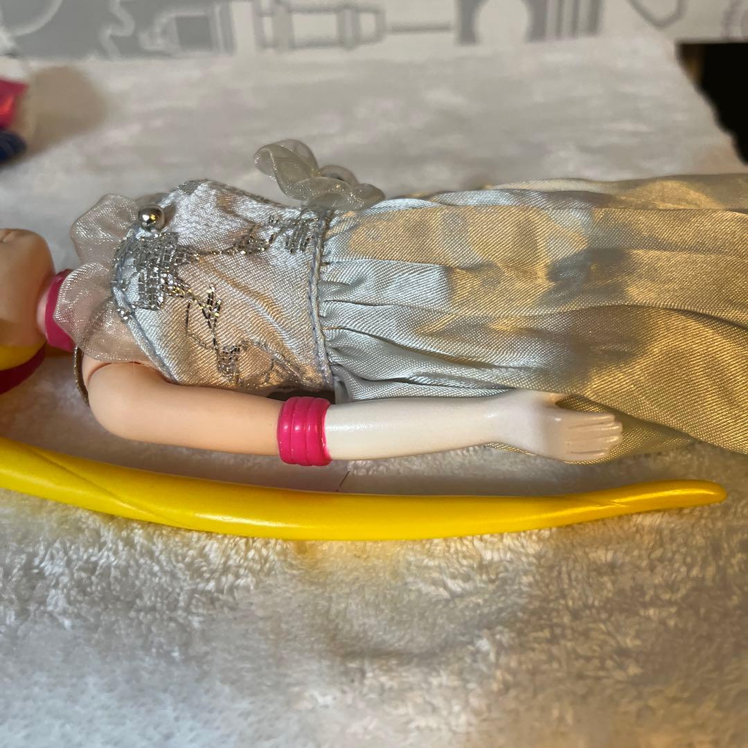 セーラームーン フィギュア ドレス付き