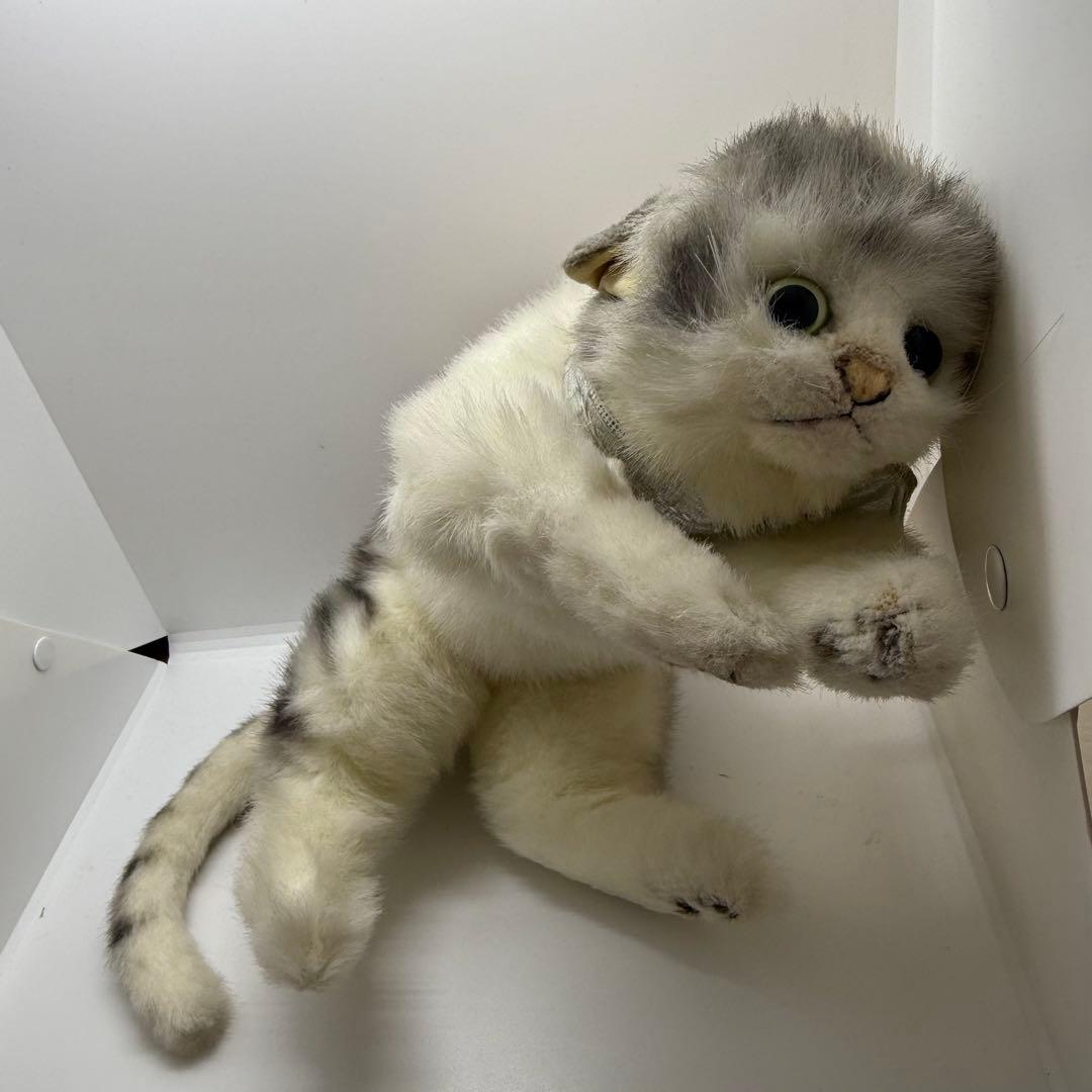 ねこのぬいぐるみ　リアル　レトロ