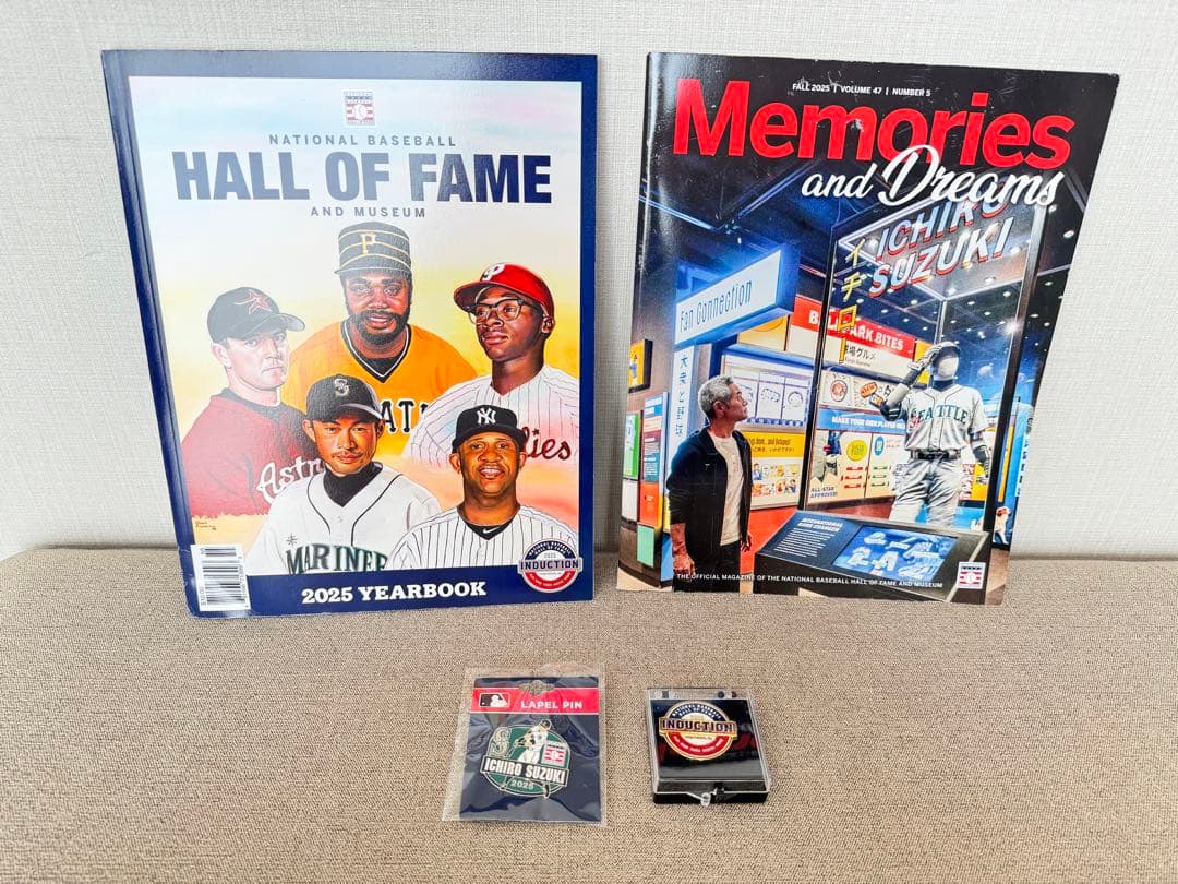 イチロー選手 殿堂入り記念グッズ ピンバッジ マガジン まとめて