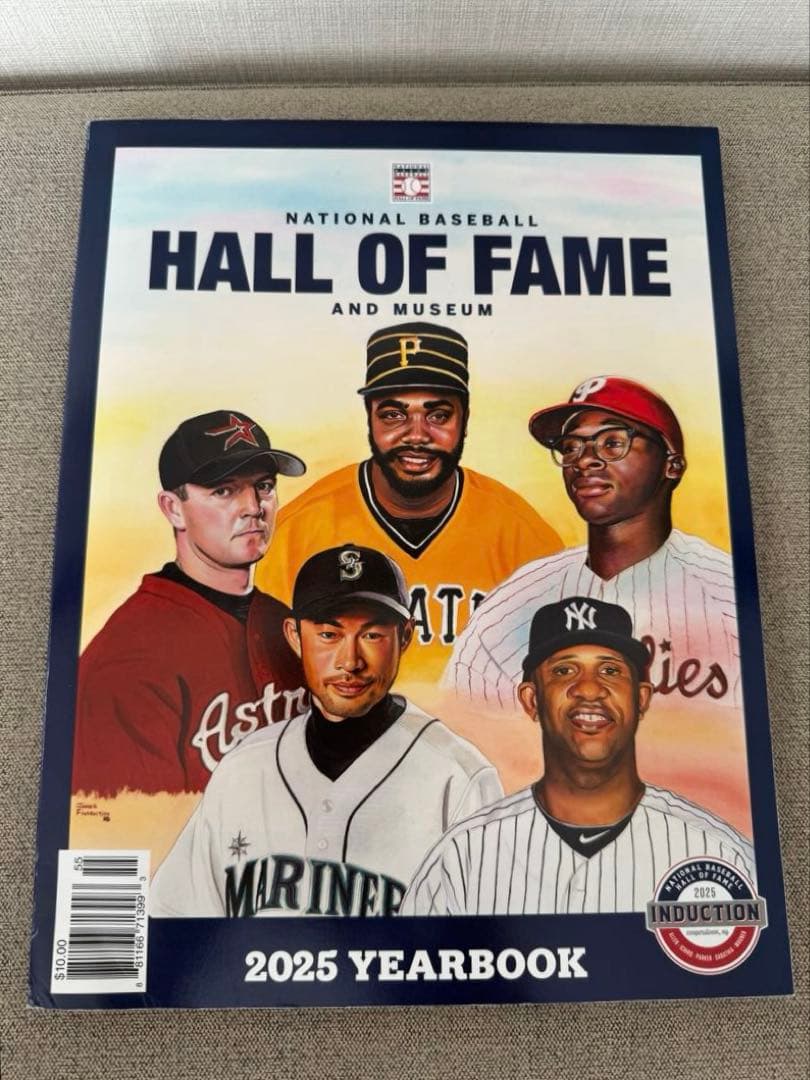 イチロー選手 殿堂入り記念グッズ ピンバッジ マガジン まとめて