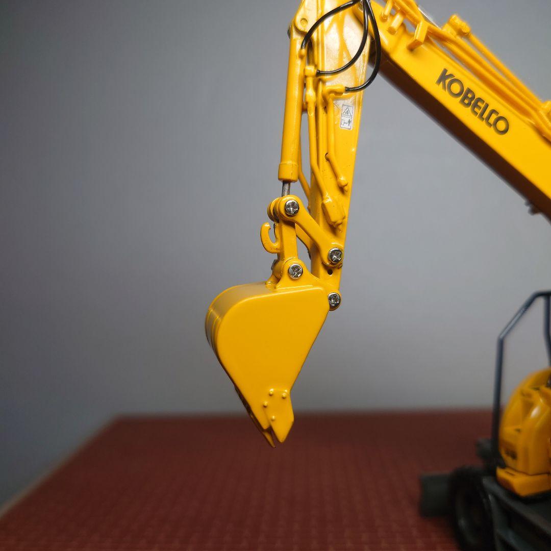 KOBELCO ED160W ホイール式ショベル(1/50)カスタム SK135
