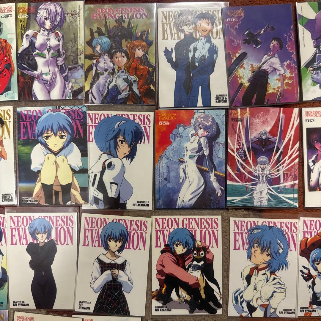 d*7様 エヴァンゲリオン　トレカ、雑誌等まとめ売り！