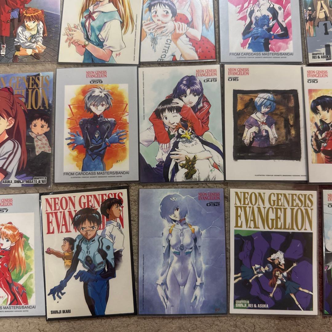 d*7様 エヴァンゲリオン　トレカ、雑誌等まとめ売り！