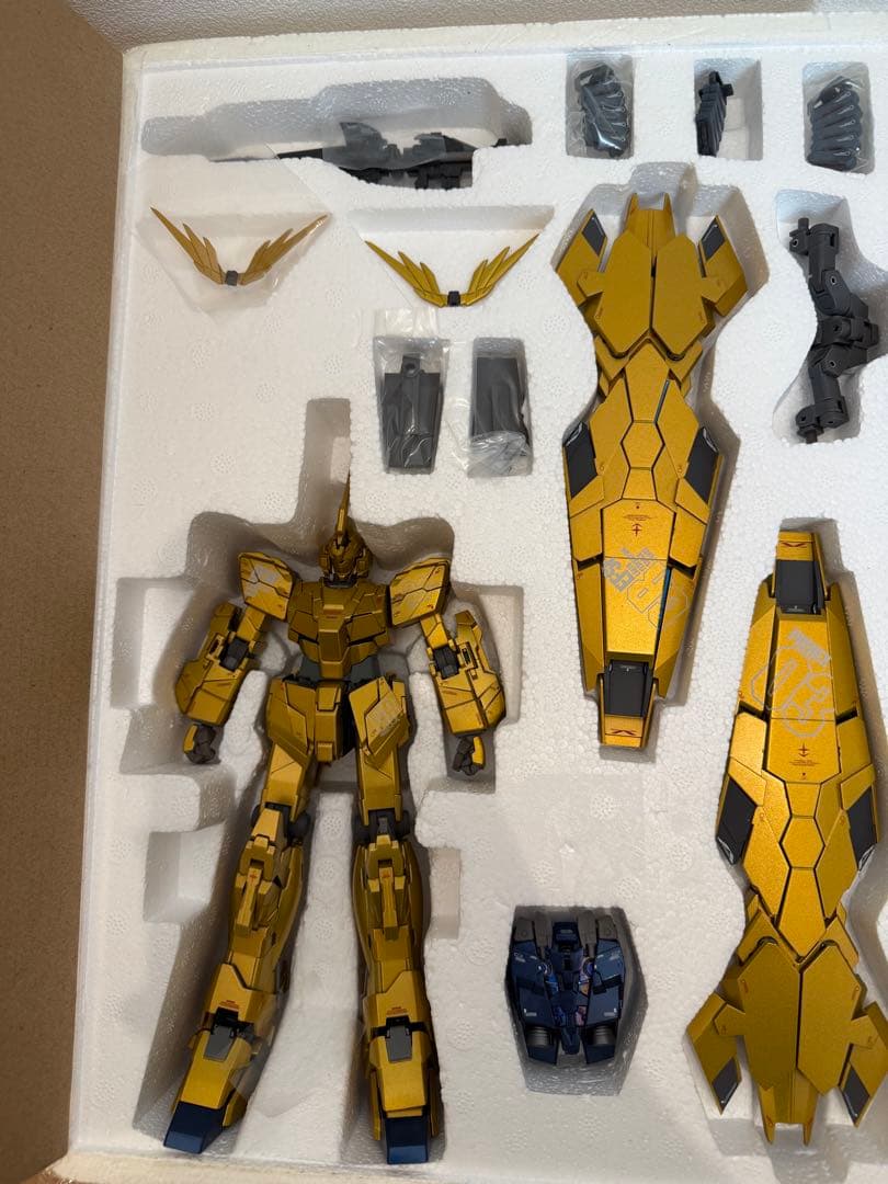 メタルコンポジット ユニコーンガンダム3号 フェネクス