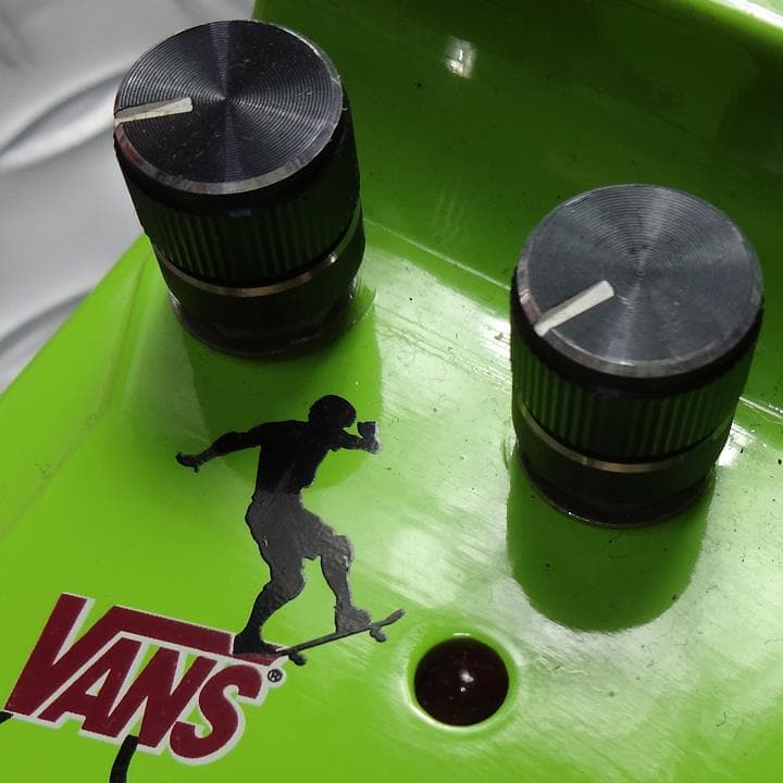 ギター VISUAL SOUND VANS WARPED DIST Supreme