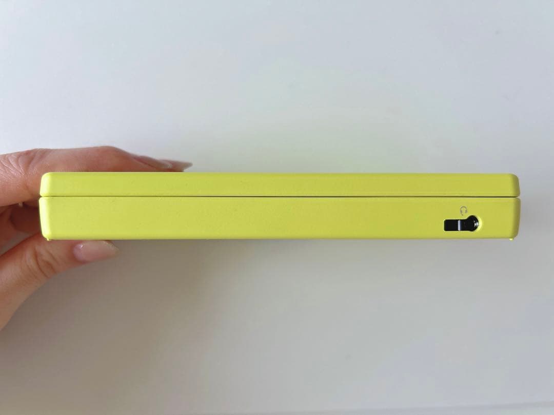 Nintendo ニンテンドーDS i ライムグリーン