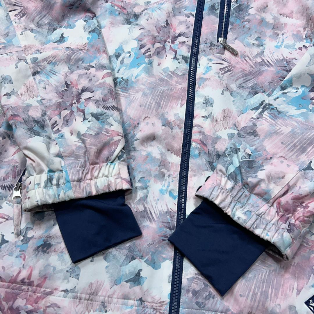 美品 Swivel スノーウェアウェア レディースXL スキーウェア 総柄