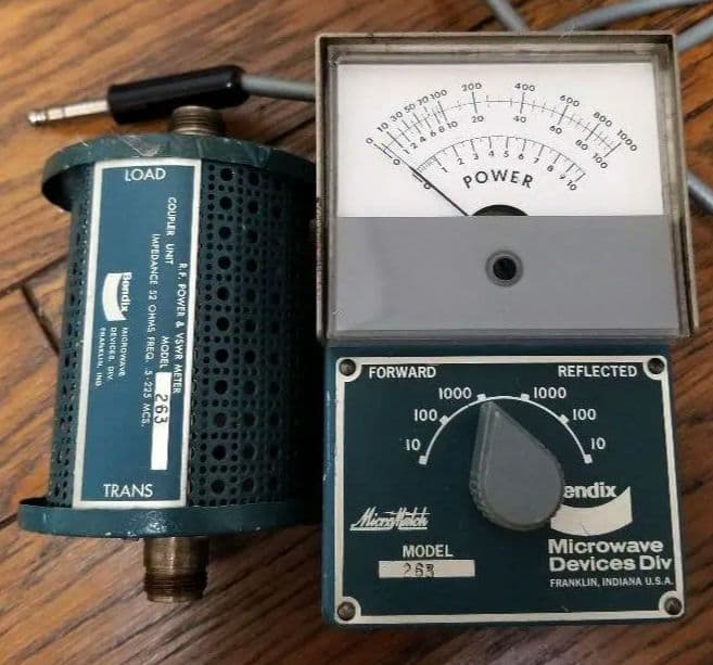 米国製通過型電力形　1kw