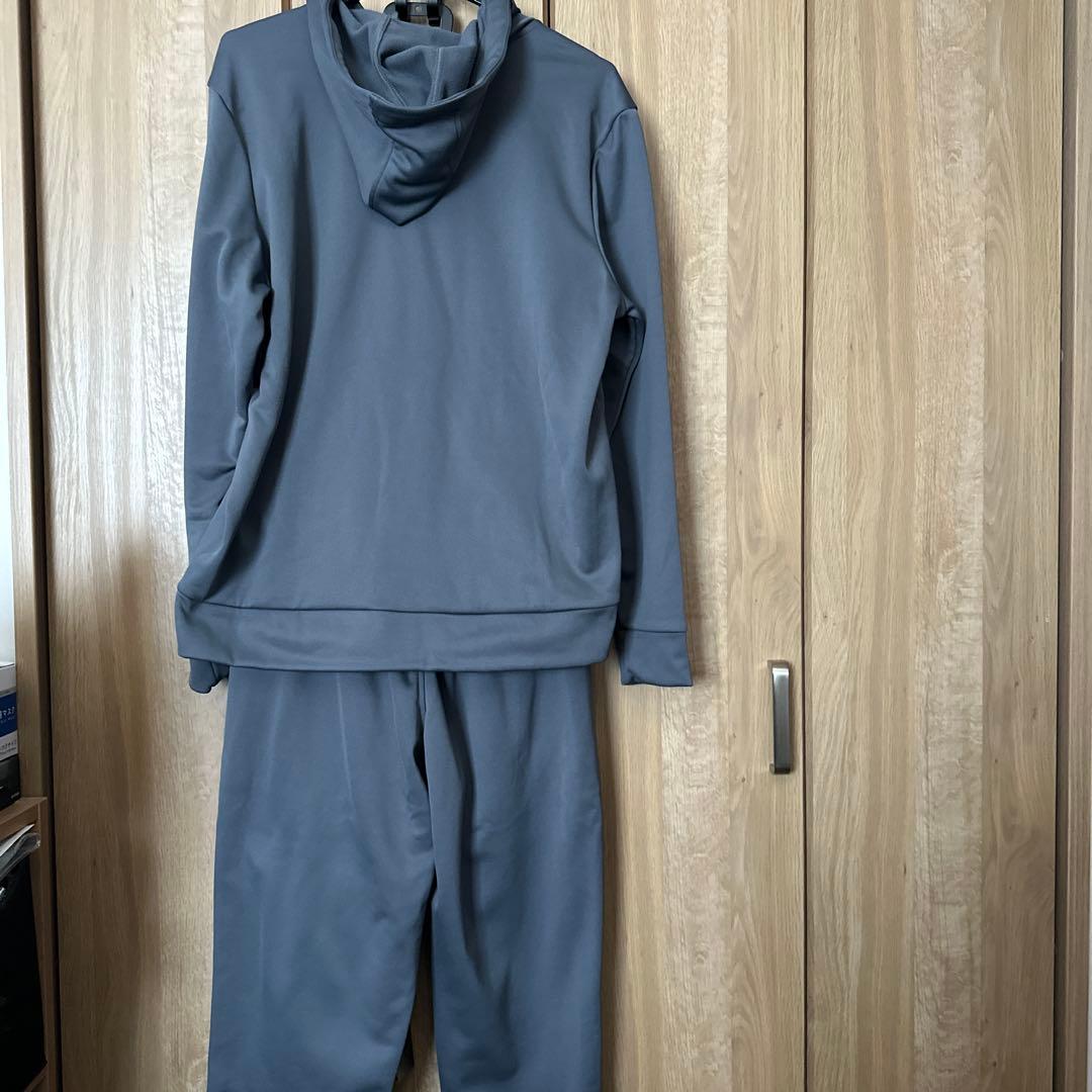 UNDER ARMOUR フルジップフーディ　パンツ上下セット