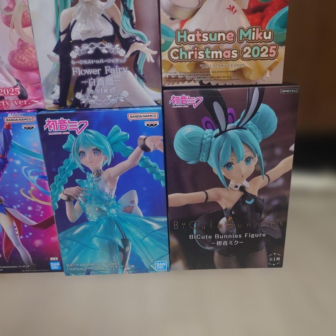 Hatsune Miku 初音ミクフィギュア8体セット　①