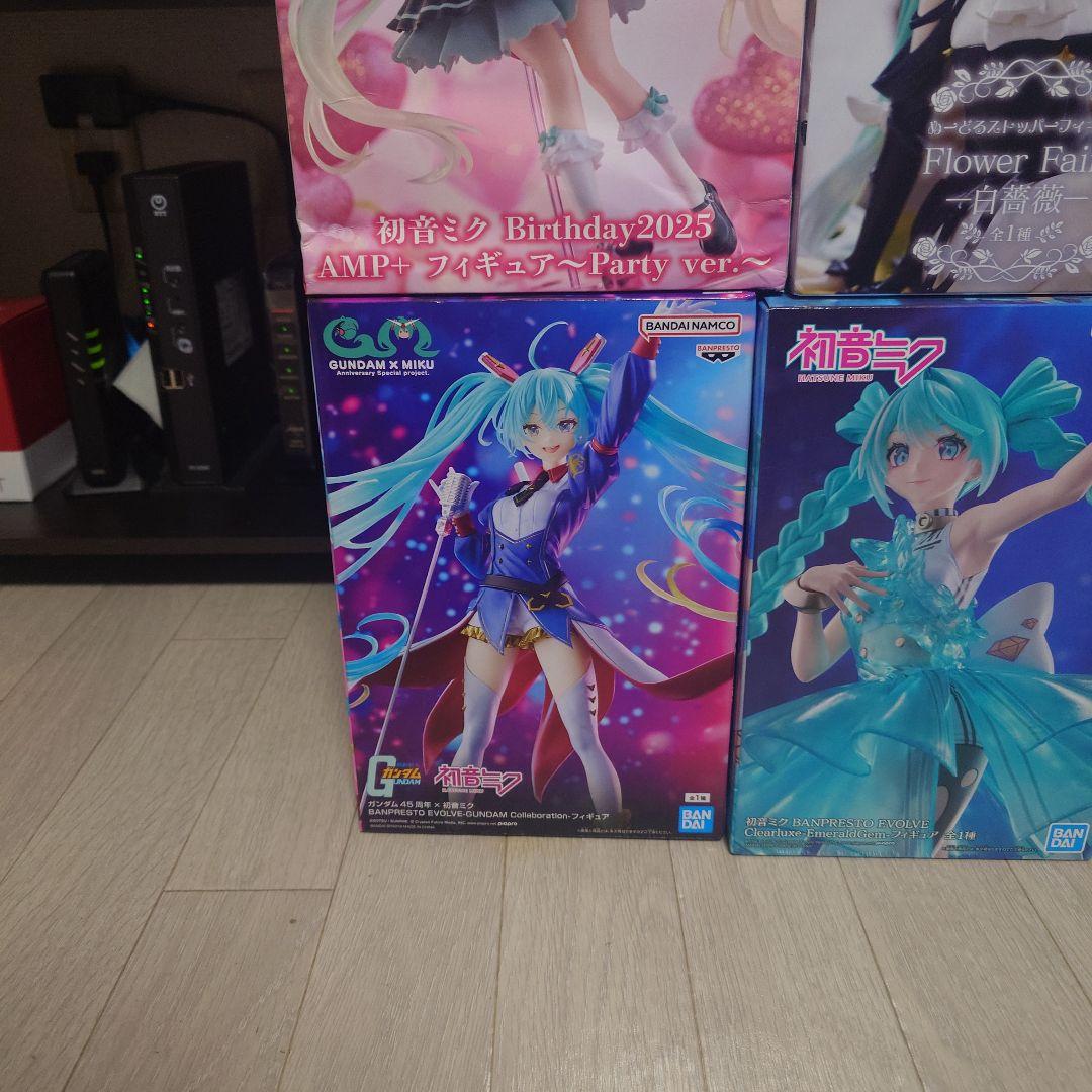 Hatsune Miku 初音ミクフィギュア8体セット　①