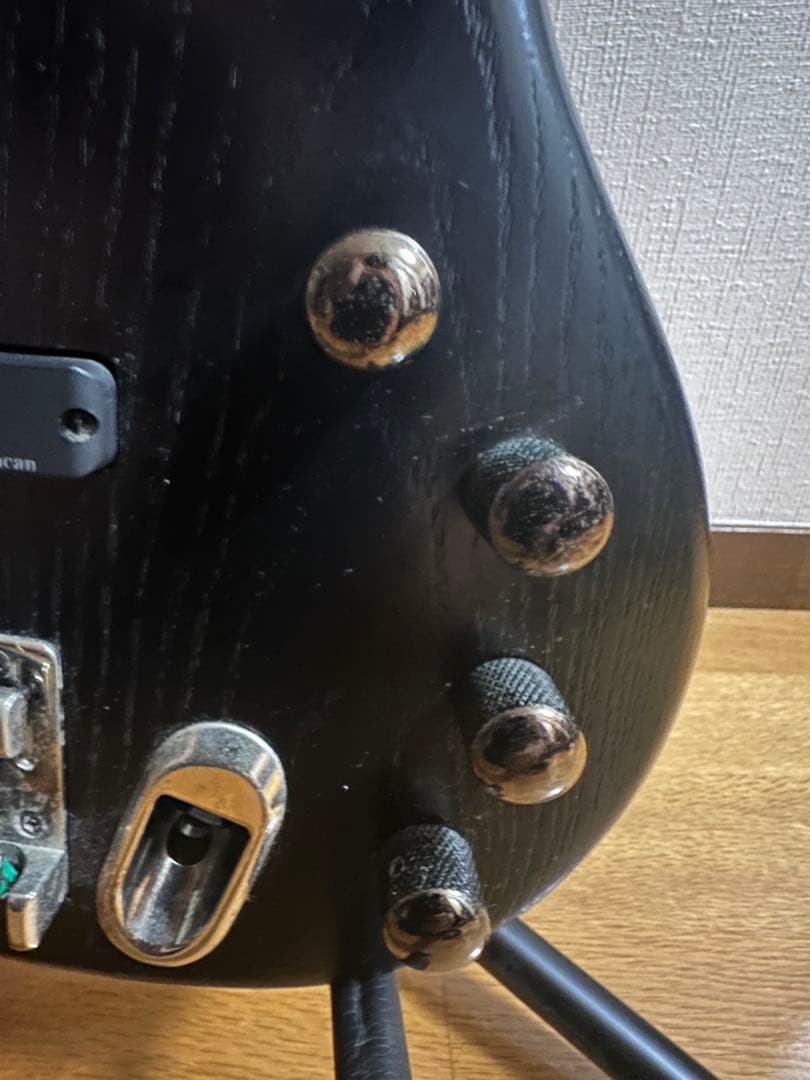 Ibanez アイバニーズ　EDB555 Ergodyne 5弦ベース