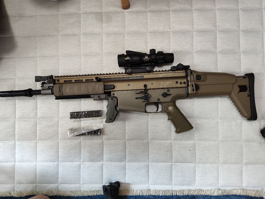 次世代電動ガン　SCHR-H、次世代電動ガンUSP 他おまけ多数