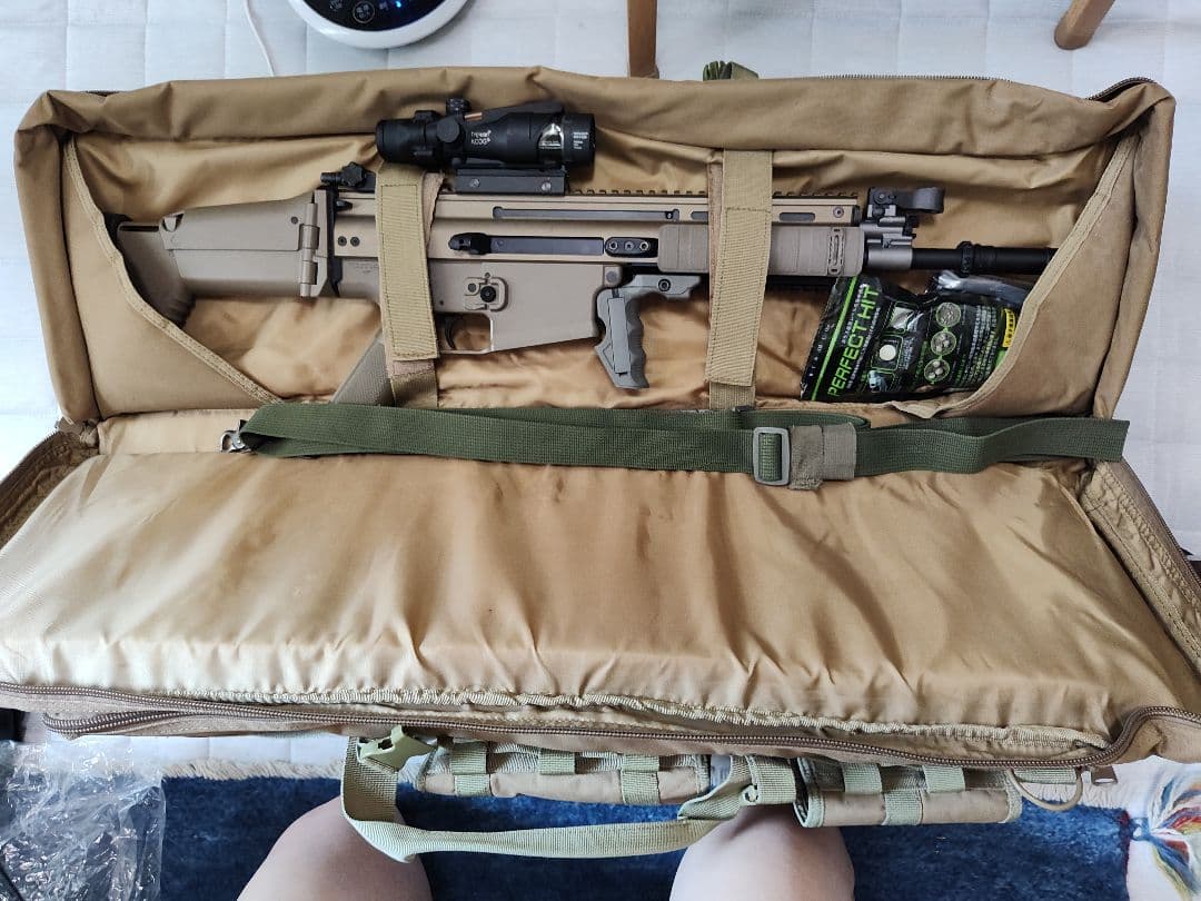 次世代電動ガン　SCHR-H、次世代電動ガンUSP 他おまけ多数