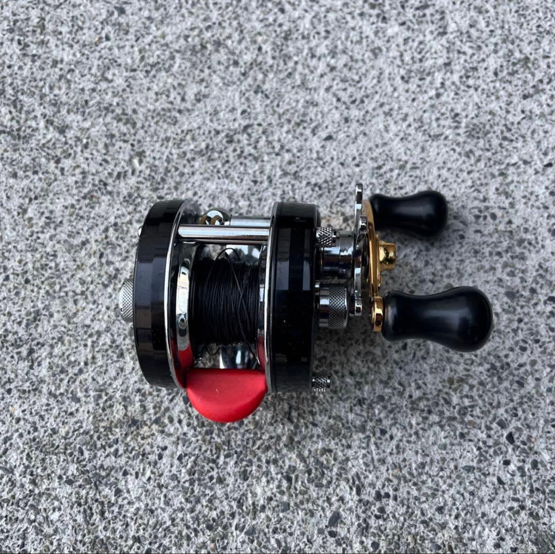 ABU4600cベイトリール