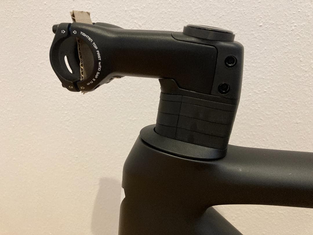 スペシャライズド TARMAC SL 8 RIVAL AXS 52 ROVAL