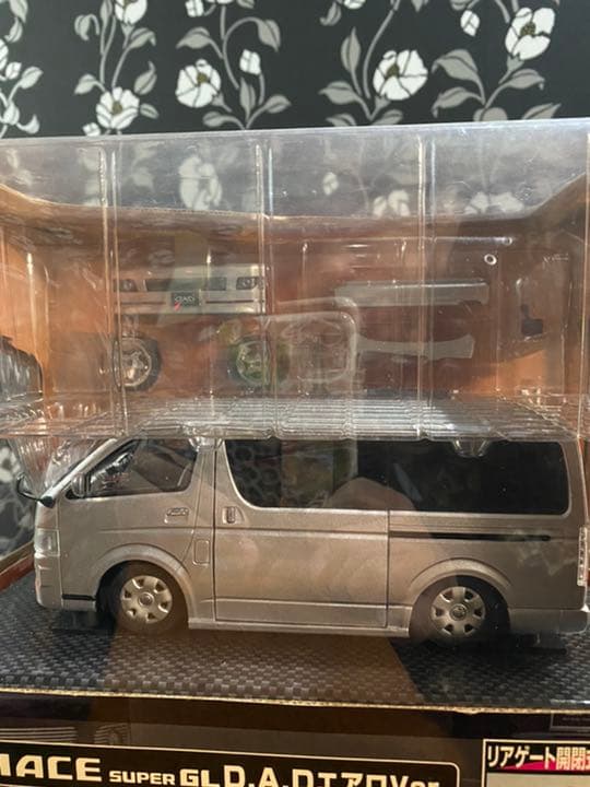 DISM  200系HIACE ハイエース D.A.DエアロVer.  シルバー