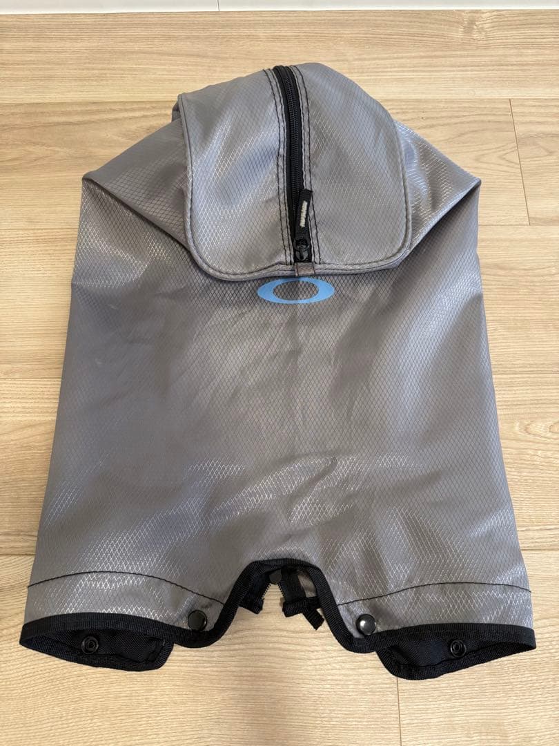 Oakley グレー スタンドキャディバッグ