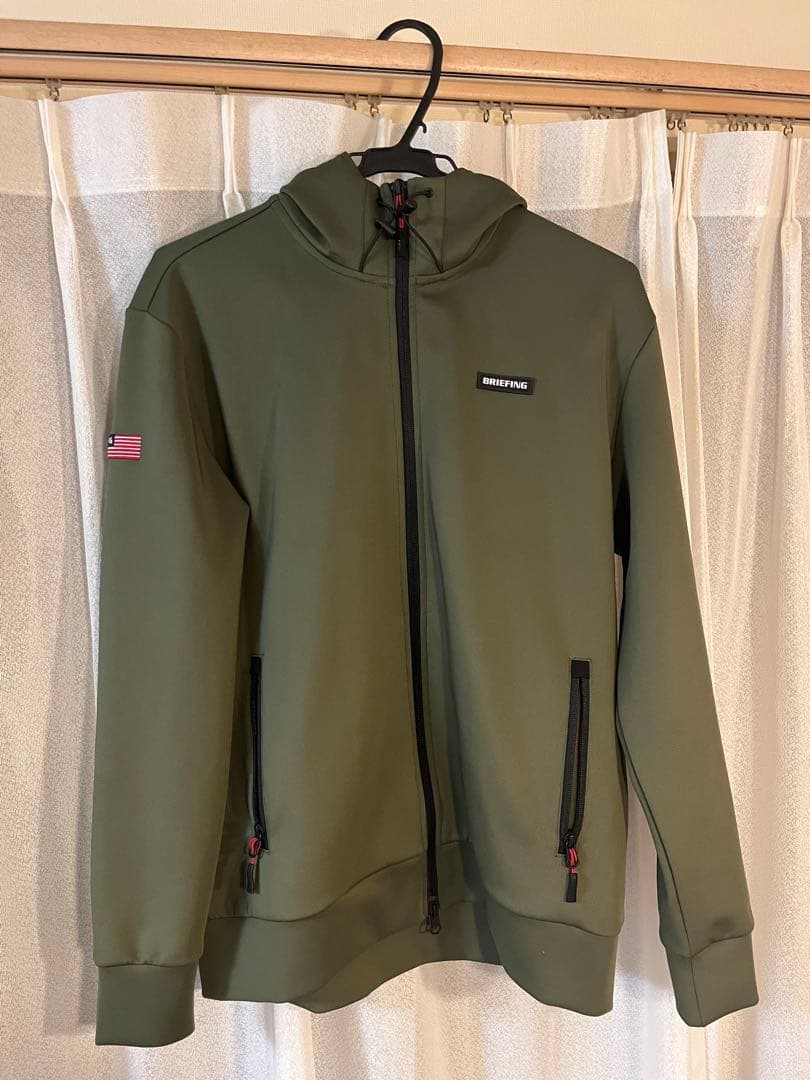 ブリーフィング　3DロゴパーカーLサイズ　緑　カーキ