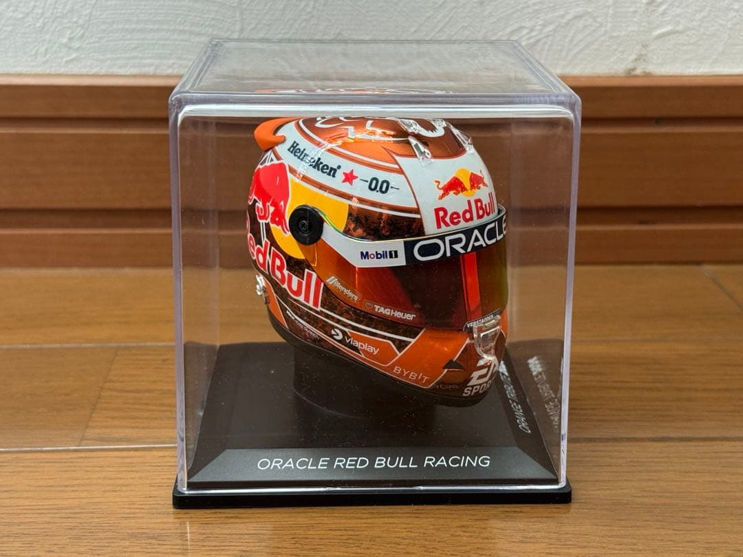 フェルスタッペン1/4スケール ヘルメット オレンジトリビュート