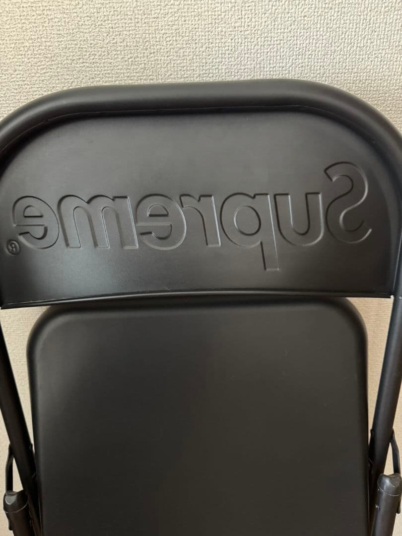 未使用　保管品　シュプリーム　チェア　折りたたみ　ブラック