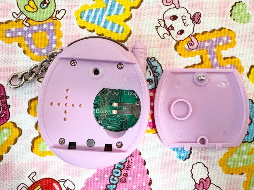 たまごっち　Tamagotchi connection V3 ケータイかいツー