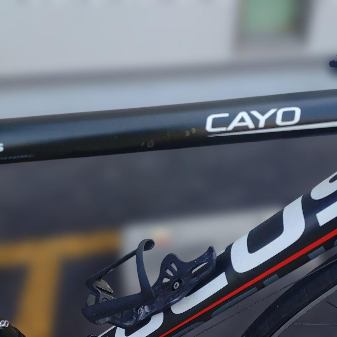 ナオト様　FOCUS CAYO フル・カーボン・フレーム　シマノ105　ロード