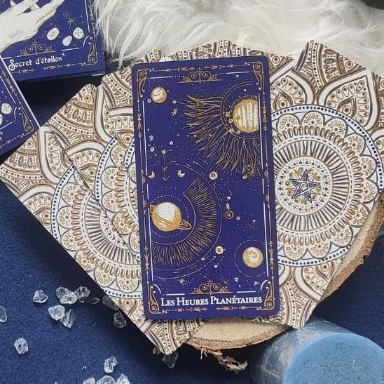 【正規品オラクルカード】入手困難✨フランス小出版社発レア✨魔術師の神託メッセージ