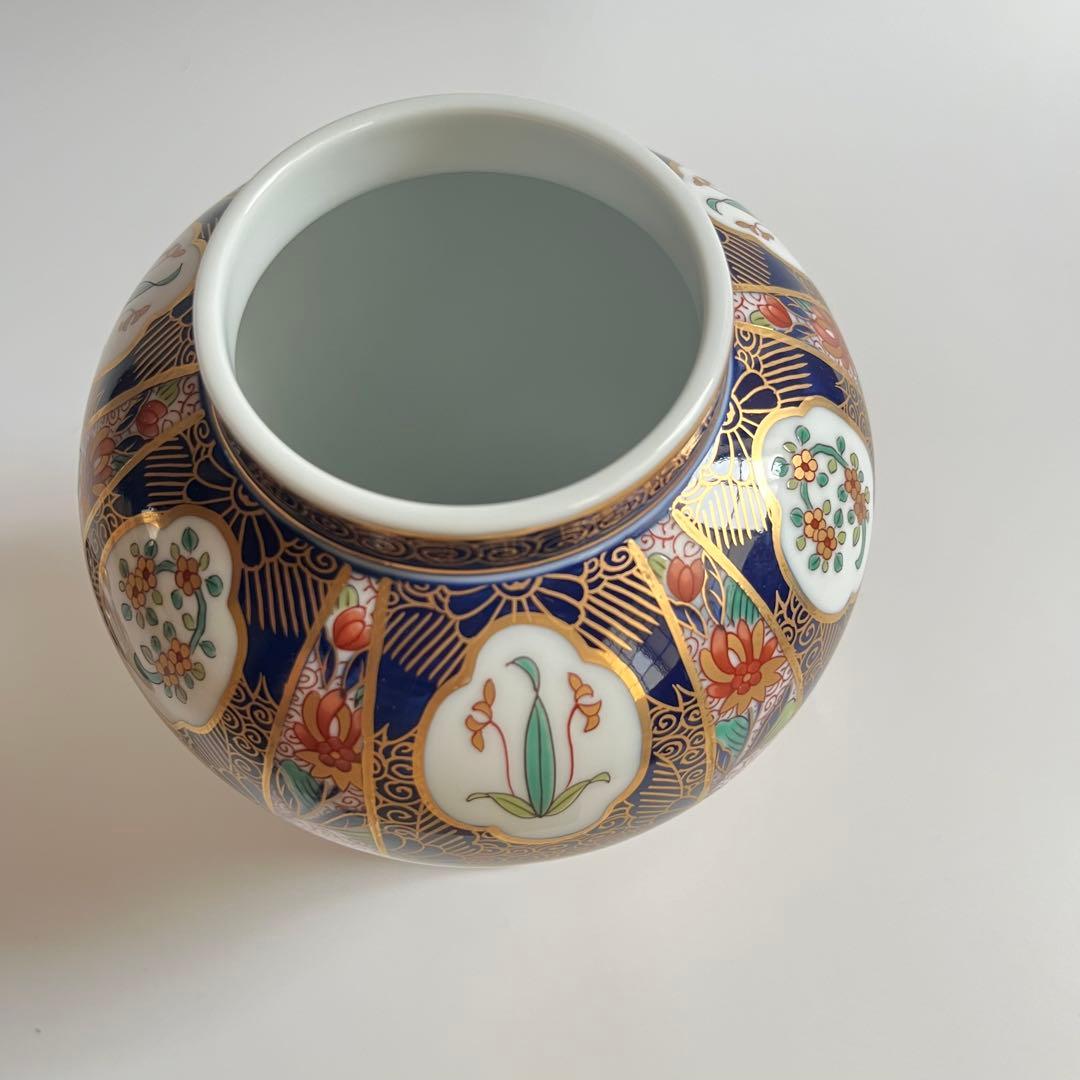 ☆美品【賞美堂】有田焼 染錦金彩　蓋付き 飾り壺　沈香壺　秀峰　賞美堂