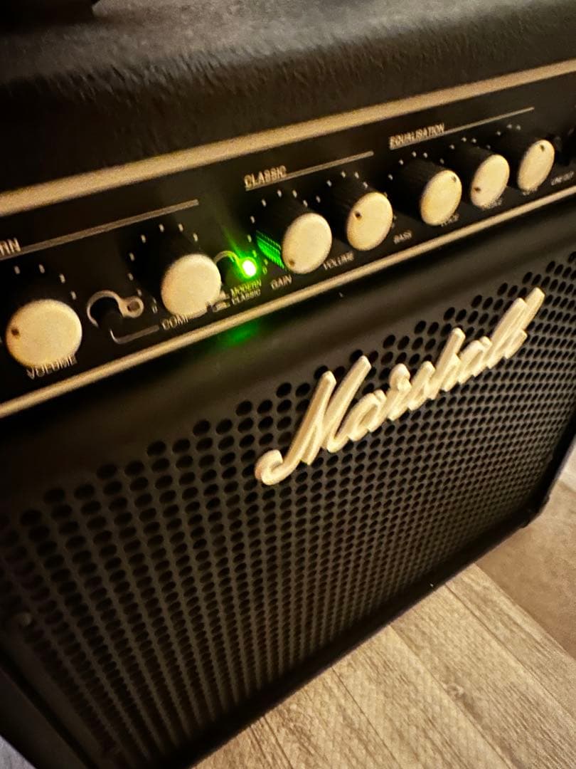 マーシャル　アンプ　MP15 Marshall