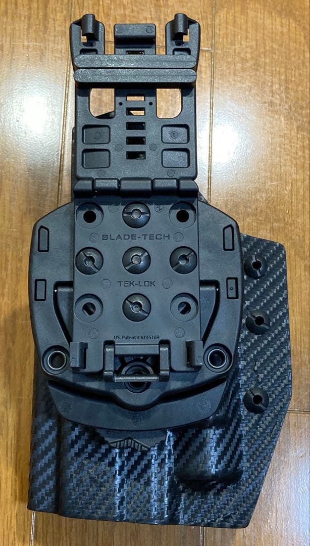 スターダストギア　ハイキャパ+ライト対応カイデックスホルスター　ブレードテック