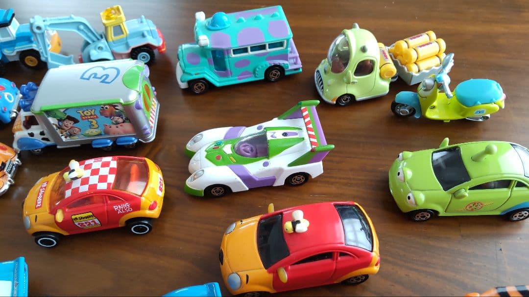 トミカ　ディズニーリゾート キャラクター　ミニカーシリーズ　34台セット