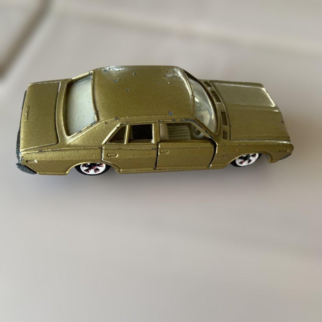 トミカ　香港トミカ　日産セドリック　香港製　No33