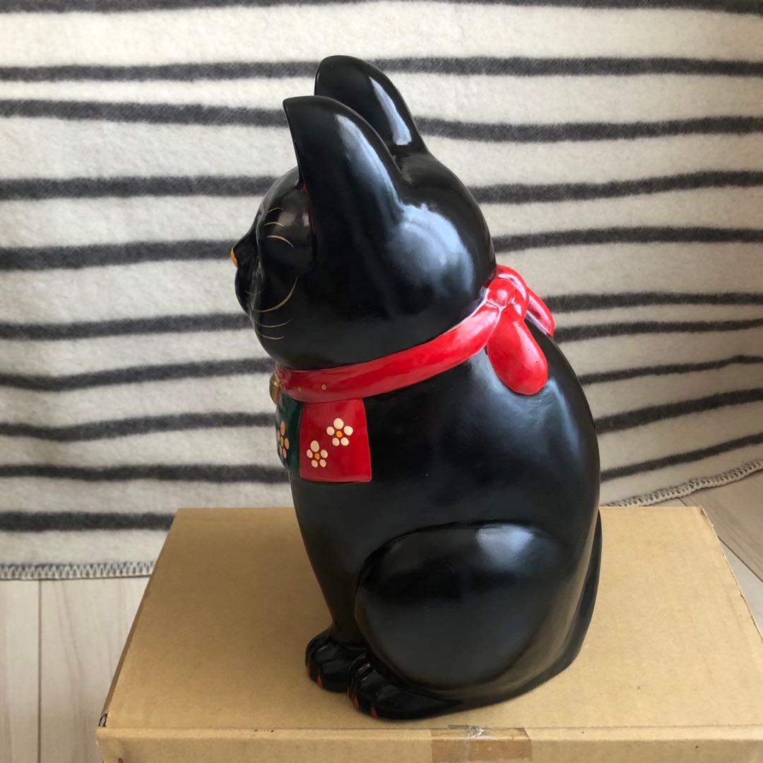 中外陶園　瀬戸まねき猫　右手黒　9.5号　古色錦彩