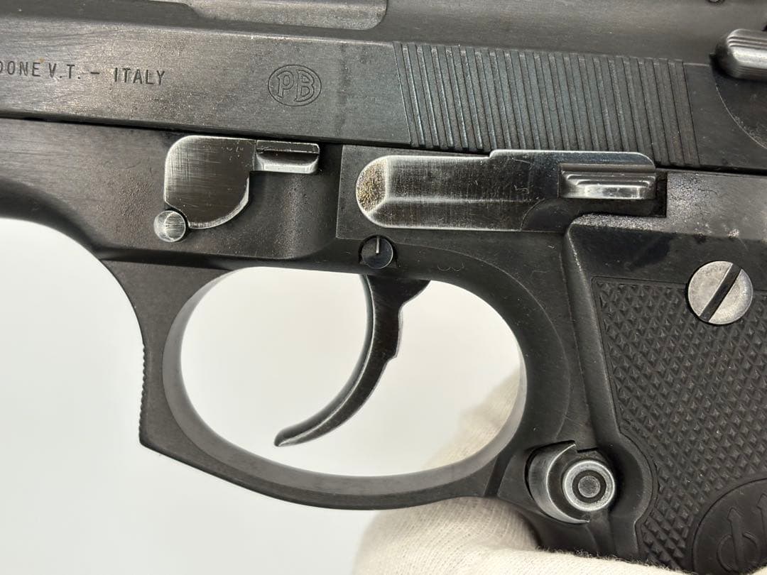 WA Beretta M92FS バトルダメージ　ベレッタ　スタンド付き