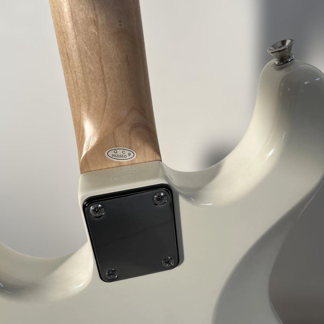 エレキギター　SELDER