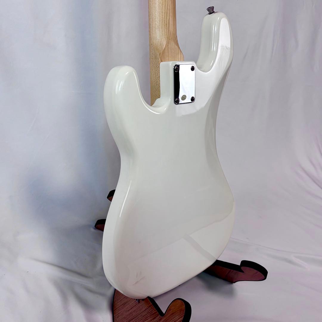 legend LPB-Zプレシジョンベース メイプルネック ホワイト