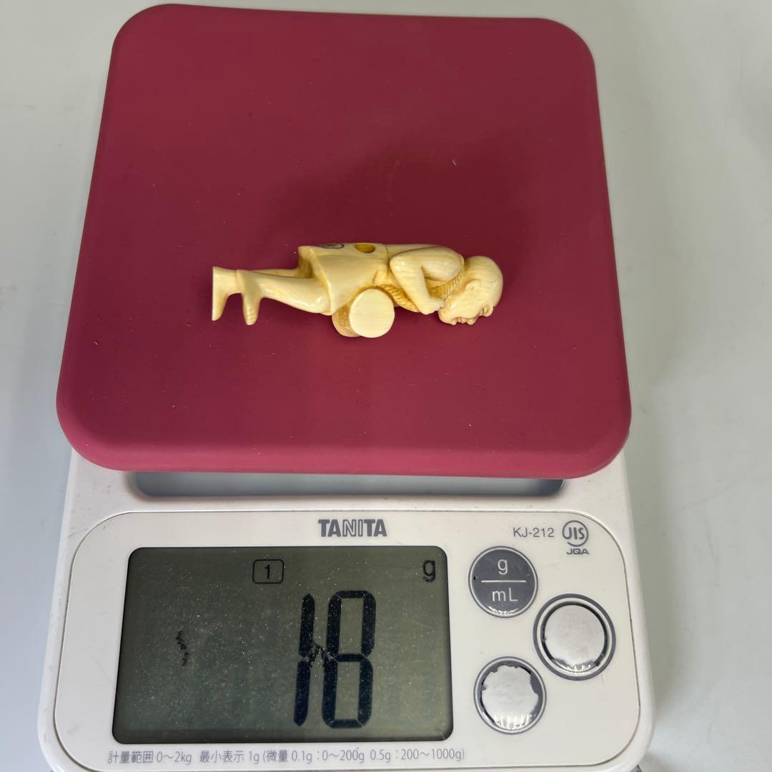 在銘和彫人物根付　18g 東Y8-0206☆2Fトヒコオ