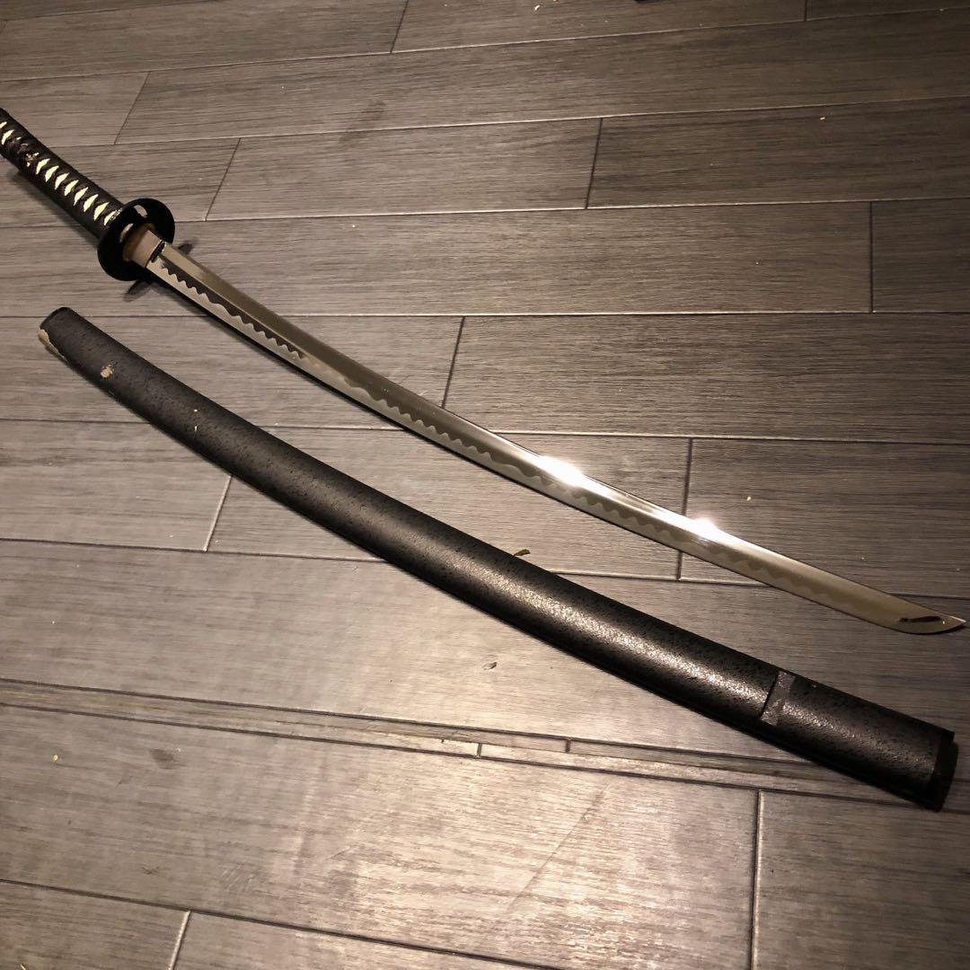 高級模造刀　優波紋　黒拵え　太刀　居合刀