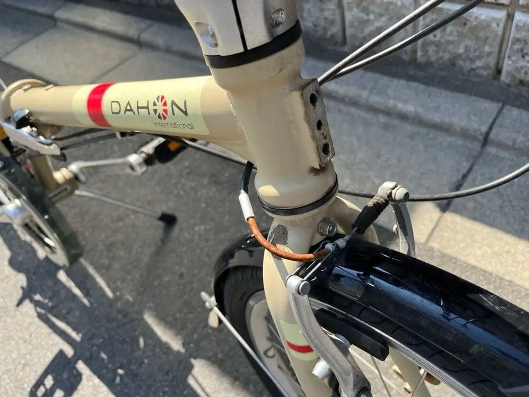 [引き取り限定] DAHON Boardwalk i5