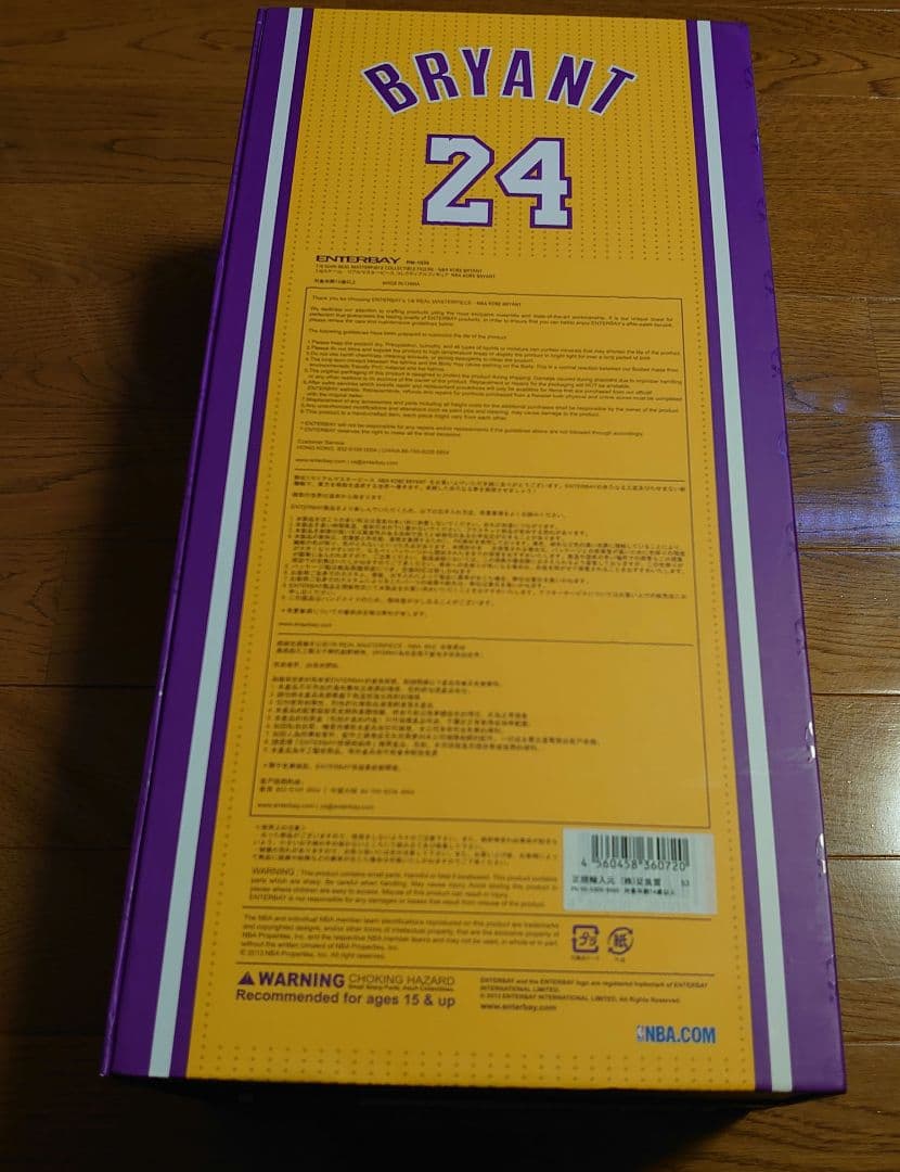 エンターベイ コービー・ブライアント 1/6 フィギュア