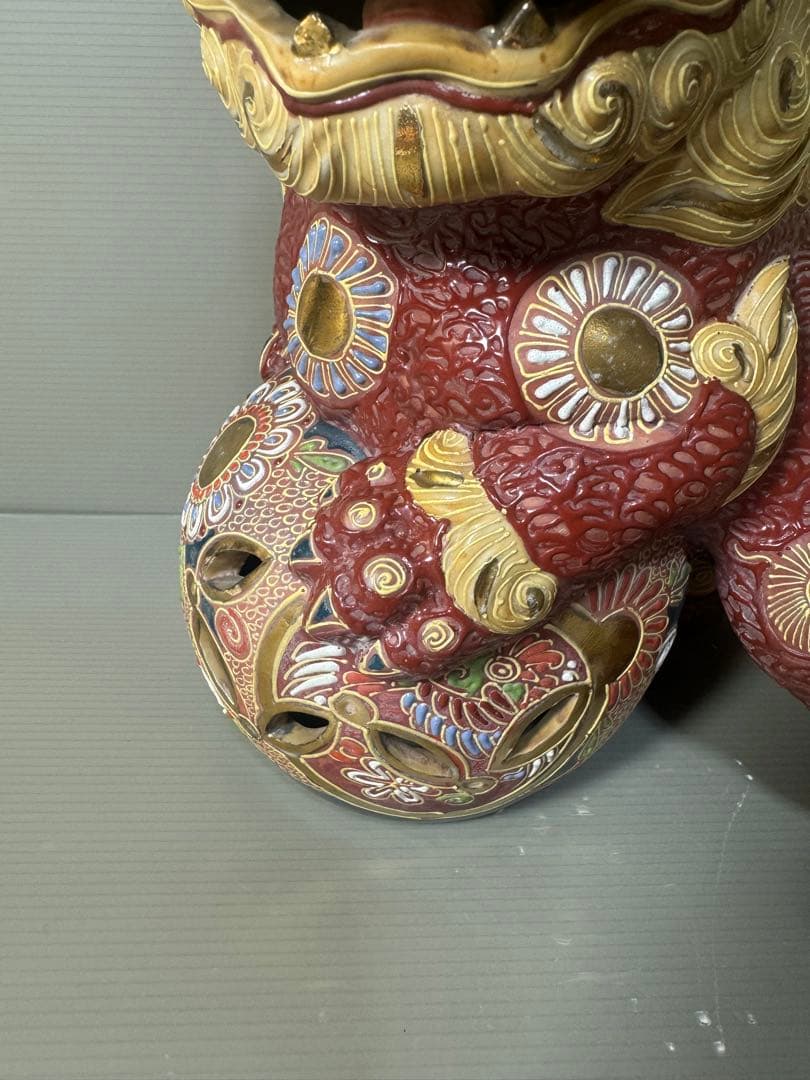 2576 九谷焼 玉乗り獅子 狛犬 シーサー 置物 開運 魔除け 縁起物 骨董品