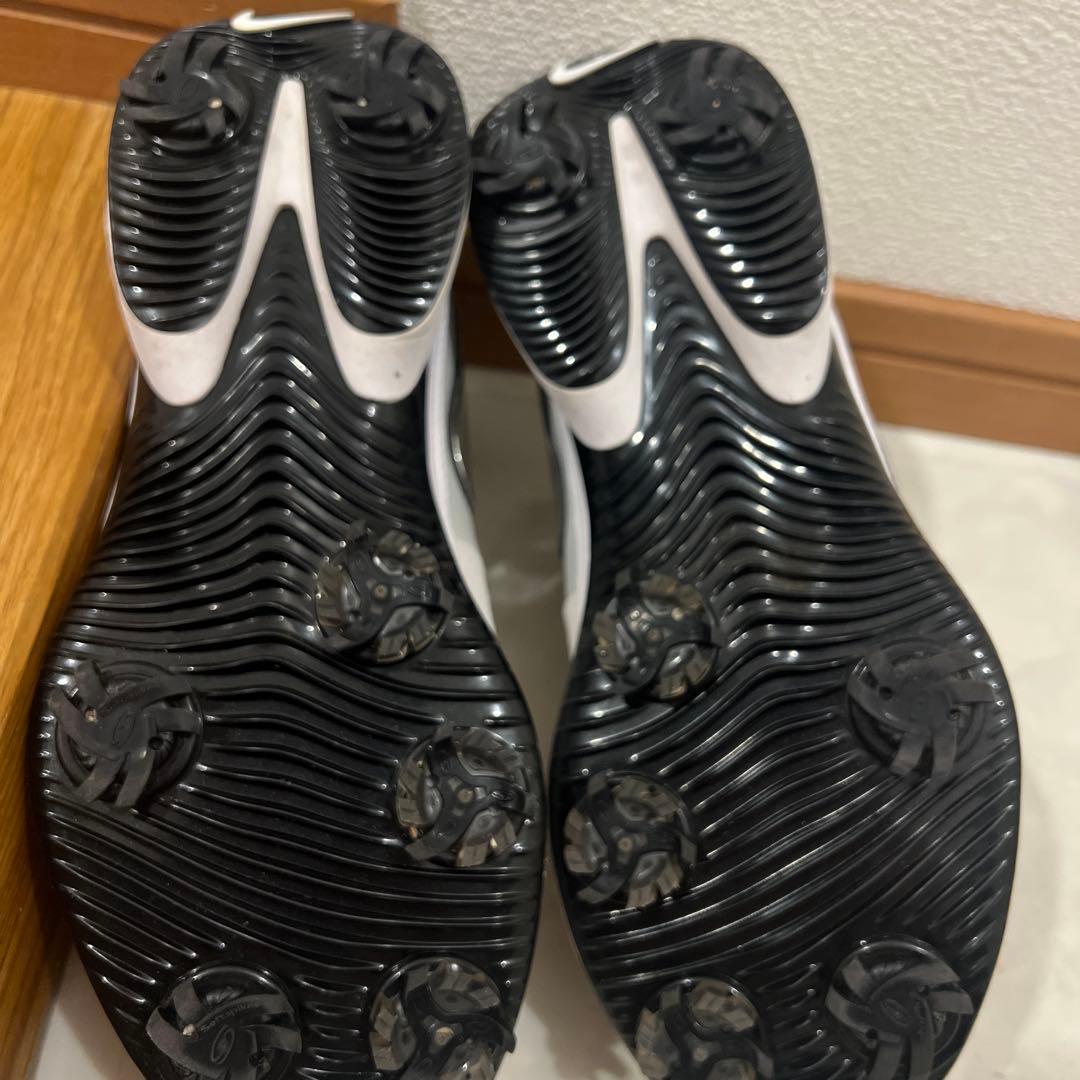 Nike ゴルフシューズ ホワイト/ゴールド